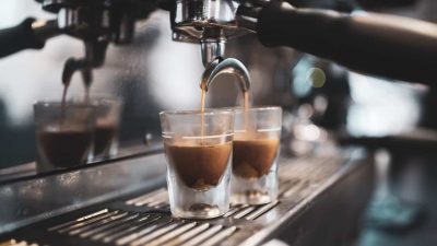 European Preparation in Coffee: Unveiling the Art of Dark Roasting 13